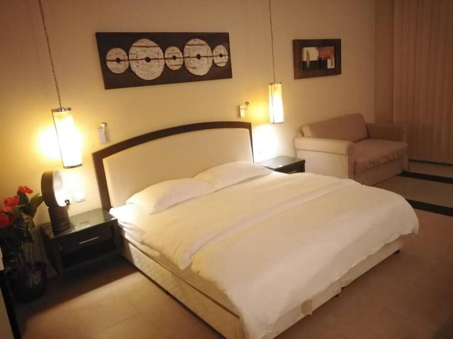 With 2 Bedrooms Sea View And Garden With Private Pool Ras al-Khaimah