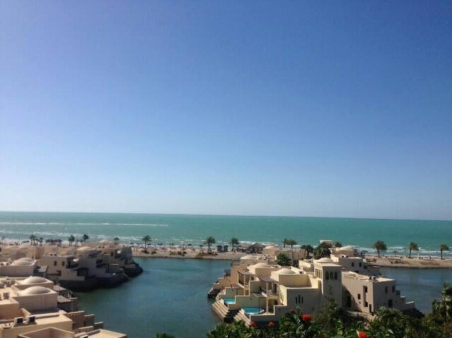 With 2 Bedrooms Sea View And Garden With Private Pool